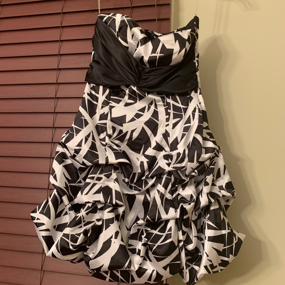 Juniors strapless homecoming/party dress